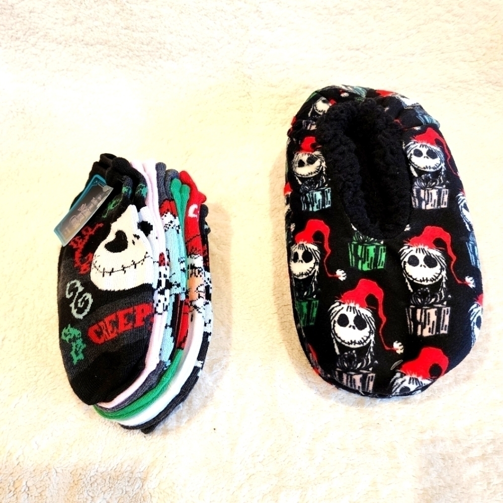 New the Nightmare before Christmas 6 pack socks & socks/ slippers lot, One size